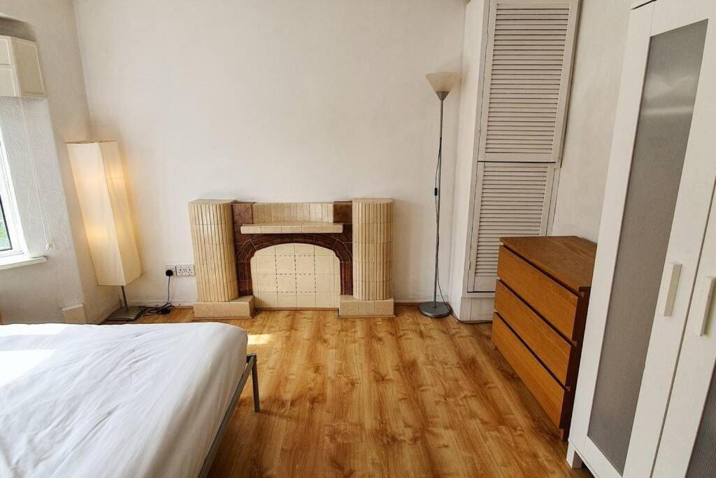 Free Parking-Central Location Cardiff Ngoại thất bức ảnh